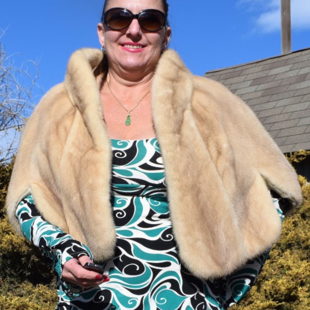 Excellent M/L Mink Fur Capelet Mink Fur Coat Fur J